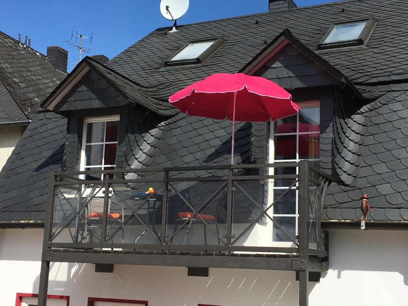 Mosel Ferienhaus Reblaus Zell an der Mosel Bagian luar foto